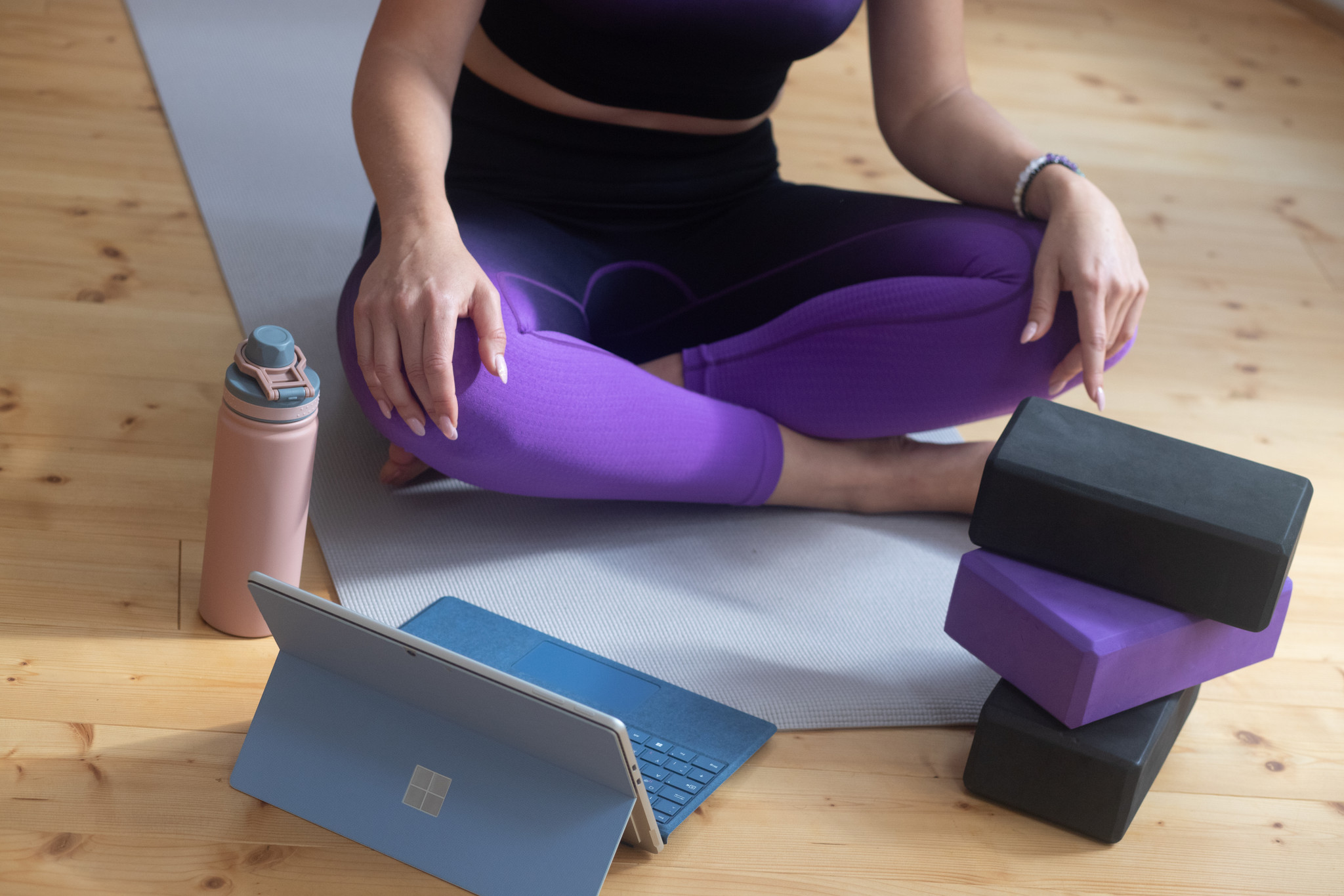 Online-Yoga-Pilates-Yoga-Lohfelden-YourFlowBalance